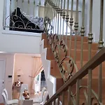 Casa Del Mar